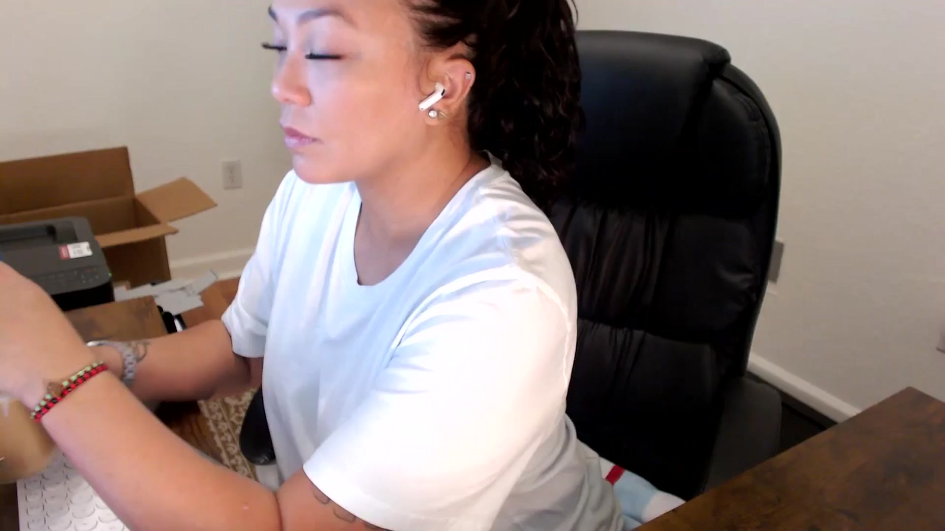 Gallery image thumbnail from MickaylaStar's myfreecams stream on, 09/26/2025, 14:15 image 9 of 20