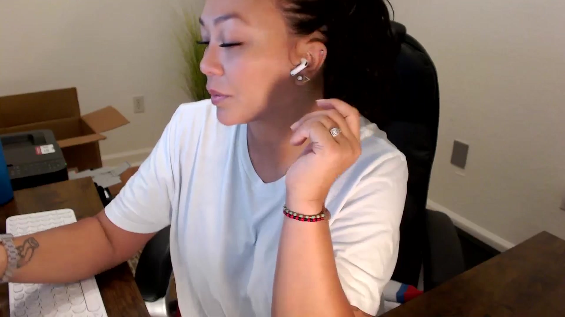 Gallery image thumbnail from MickaylaStar's myfreecams stream on, 09/26/2025, 14:15 image 20 of 20