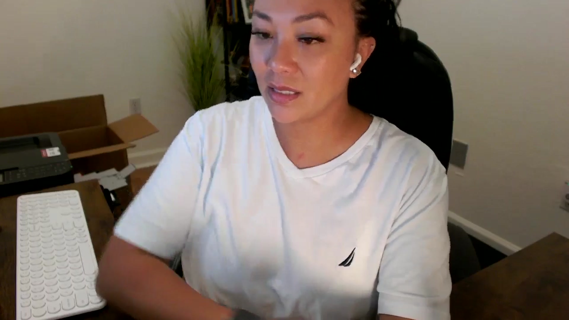 Gallery image thumbnail from MickaylaStar's myfreecams stream on, 09/26/2025, 15:46 image 20 of 20