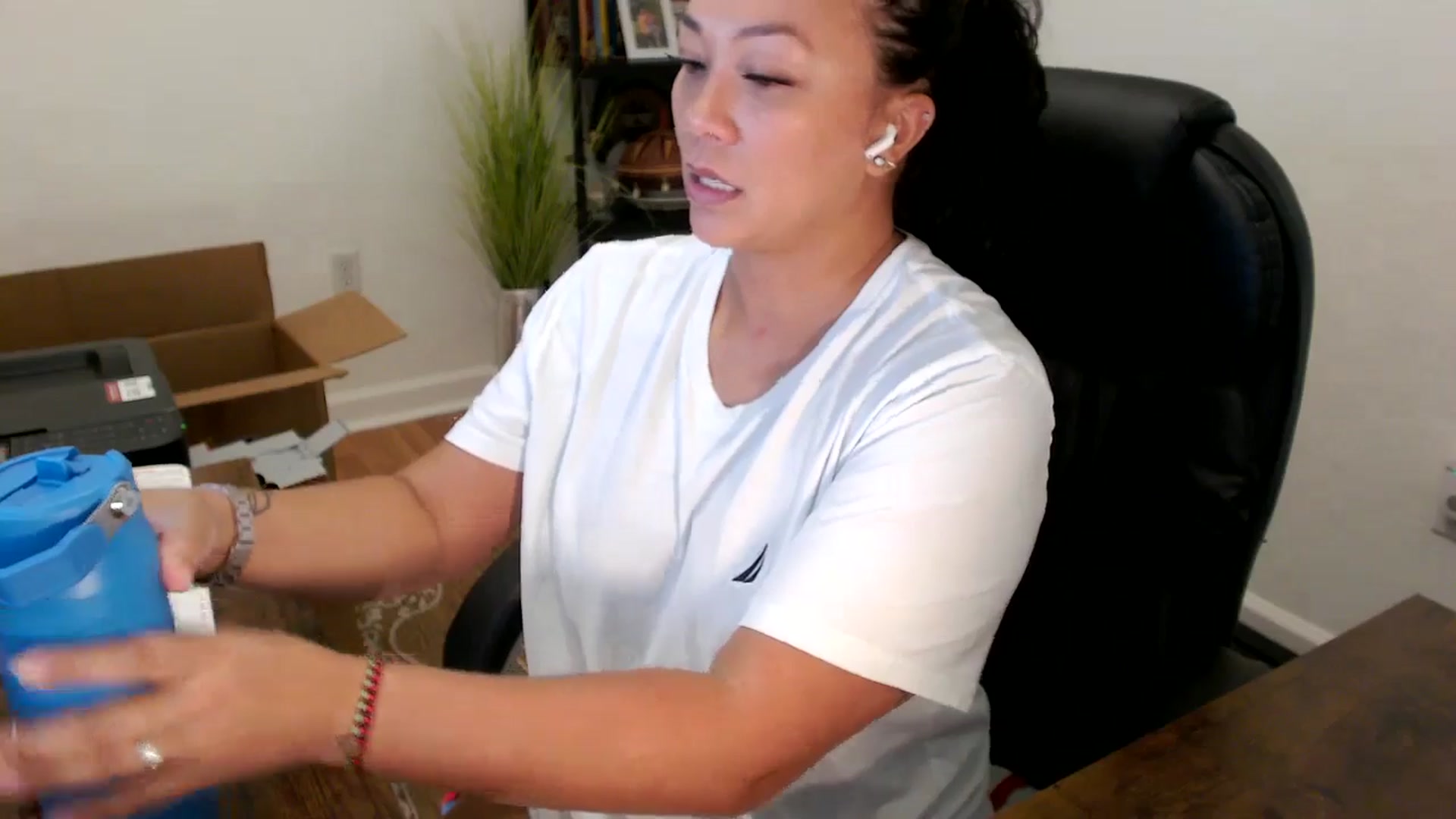 Gallery image thumbnail from MickaylaStar's myfreecams stream on, 09/26/2025, 15:46 image 18 of 20