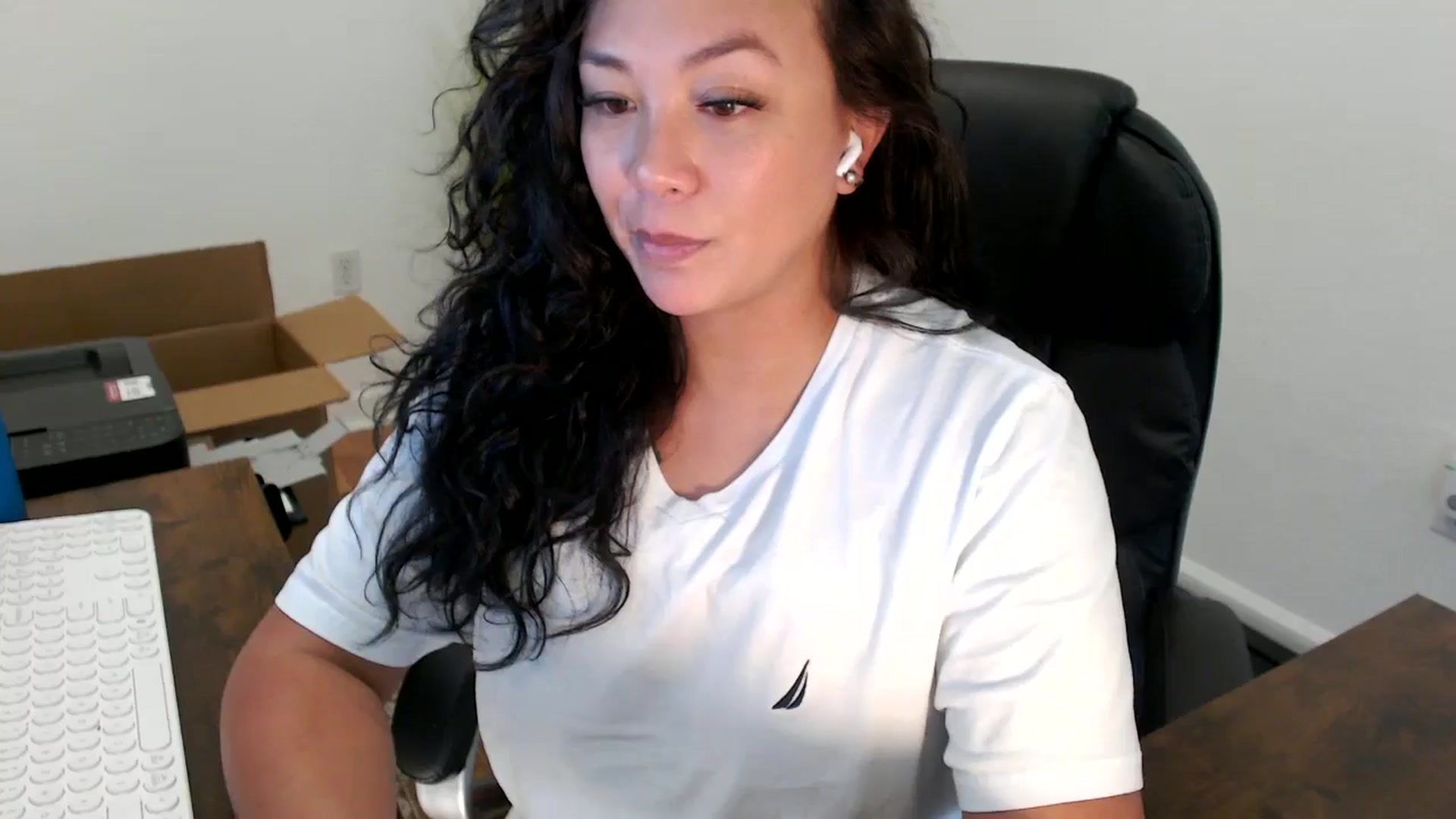 Gallery image thumbnail from MickaylaStar's myfreecams stream on, 09/26/2025, 20:34 image 14 of 20