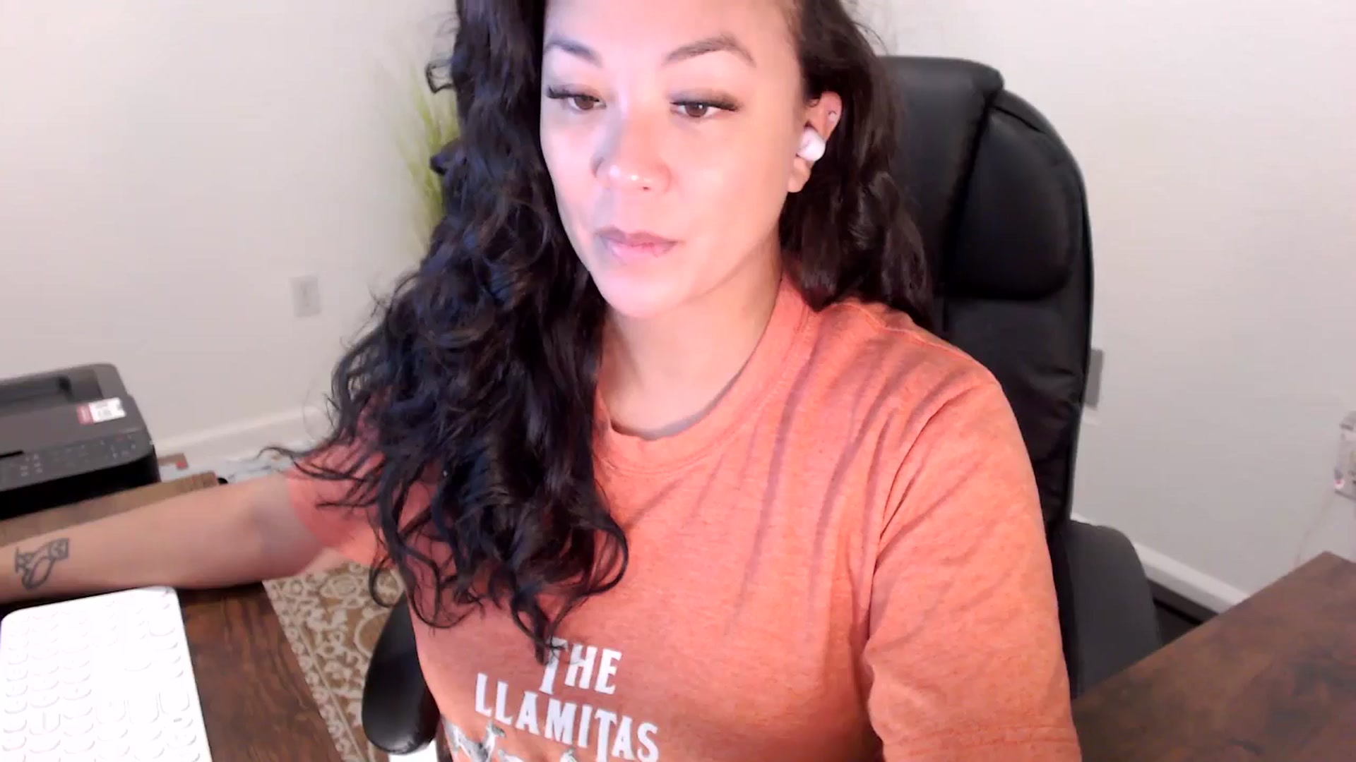 Gallery image thumbnail from MickaylaStar's myfreecams stream on, 10/02/2025, 16:44 image 2 of 20