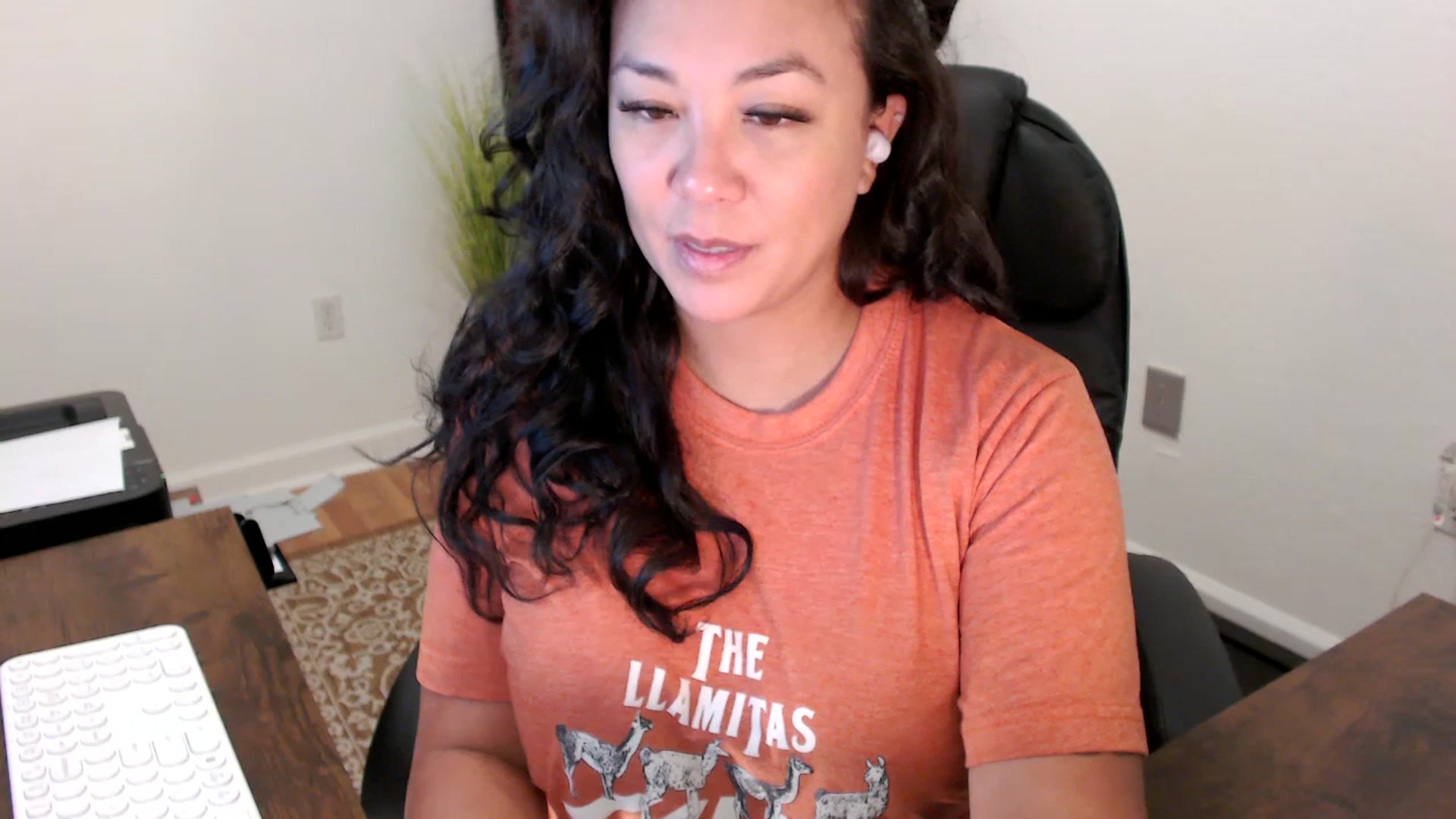 Gallery image thumbnail from MickaylaStar's myfreecams stream on, 10/02/2025, 16:44 image 9 of 20