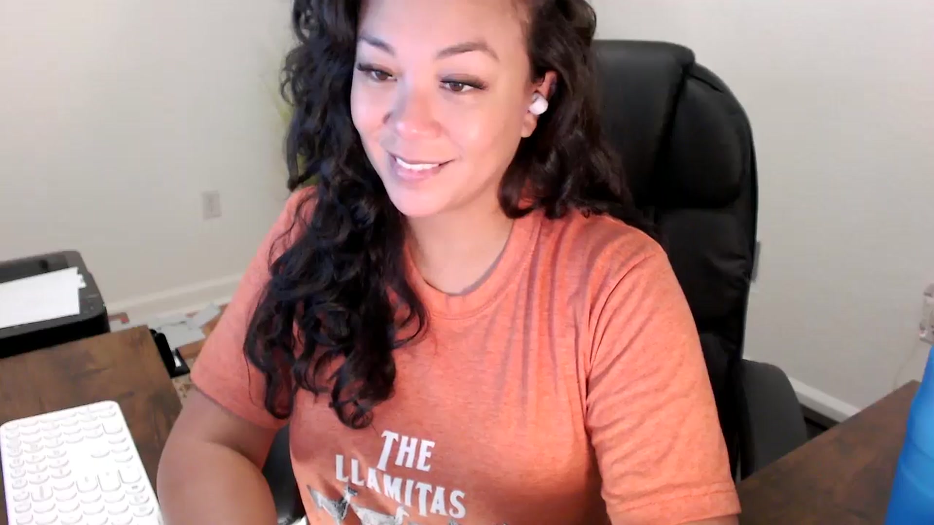Gallery image thumbnail from MickaylaStar's myfreecams stream on, 10/02/2025, 17:02 image 7 of 20