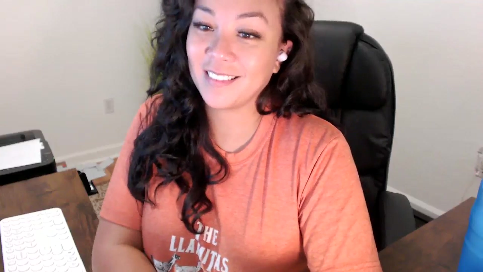 Gallery image thumbnail from MickaylaStar's myfreecams stream on, 10/02/2025, 17:02 image 14 of 20