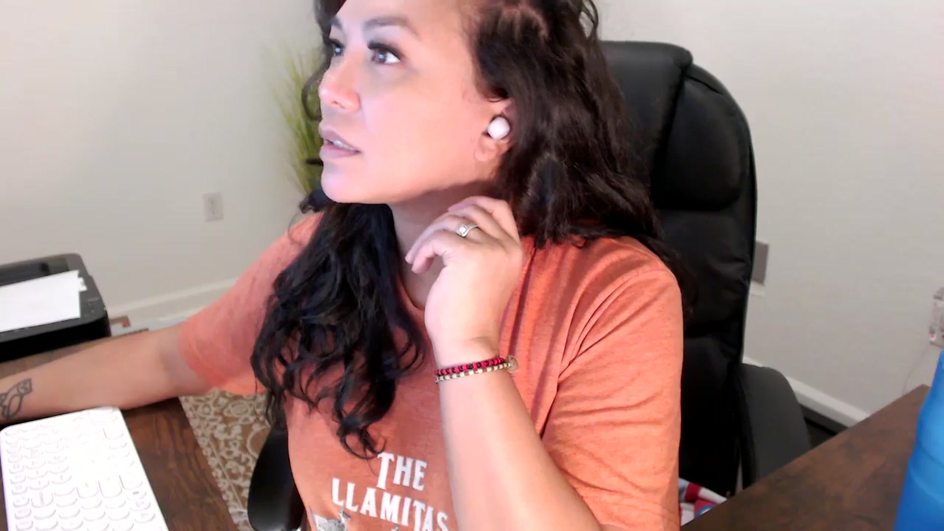 Gallery image thumbnail from MickaylaStar's myfreecams stream on, 10/02/2025, 17:02 image 19 of 20