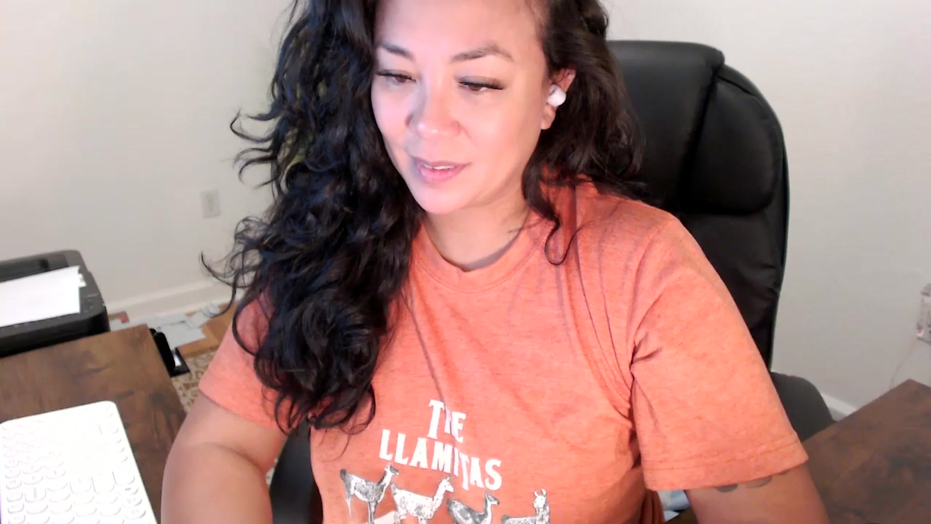 Gallery image thumbnail from MickaylaStar's myfreecams stream on, 10/02/2025, 17:57 image 14 of 20