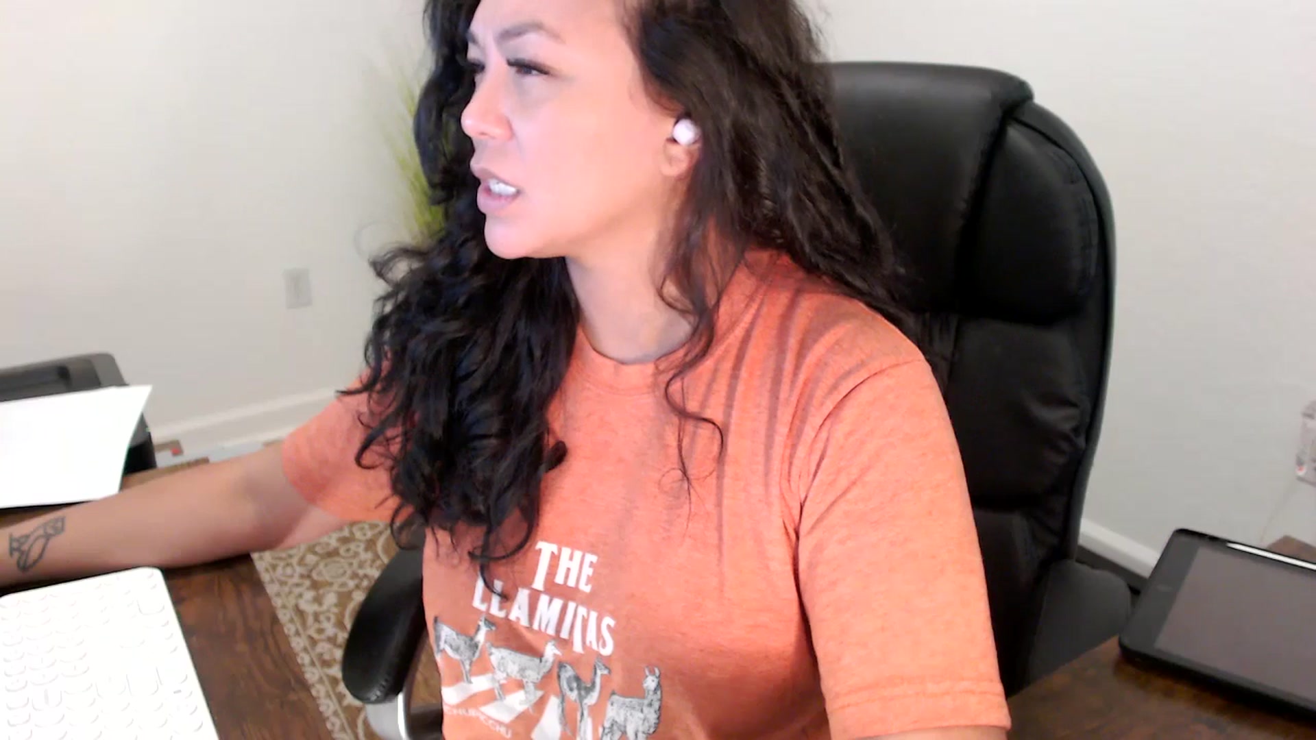 Gallery image thumbnail from MickaylaStar's myfreecams stream on, 10/02/2025, 18:25 image 13 of 20