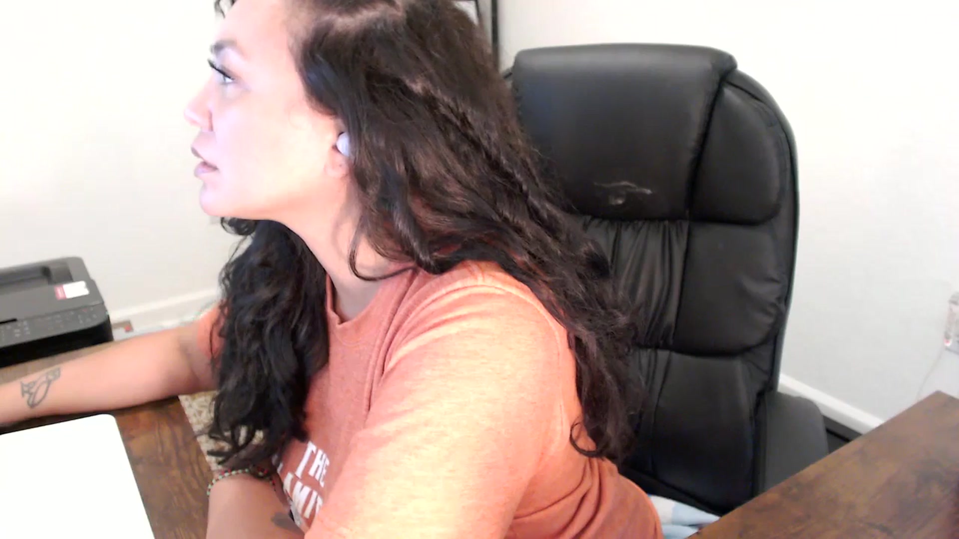 Gallery image thumbnail from MickaylaStar's myfreecams stream on, 10/02/2025, 19:13 image 16 of 20