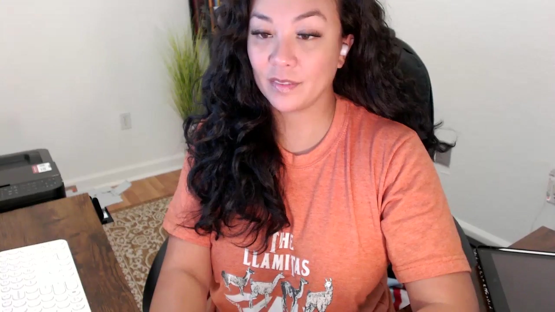 Gallery image thumbnail from MickaylaStar's myfreecams stream on, 10/02/2025, 19:13 image 7 of 20