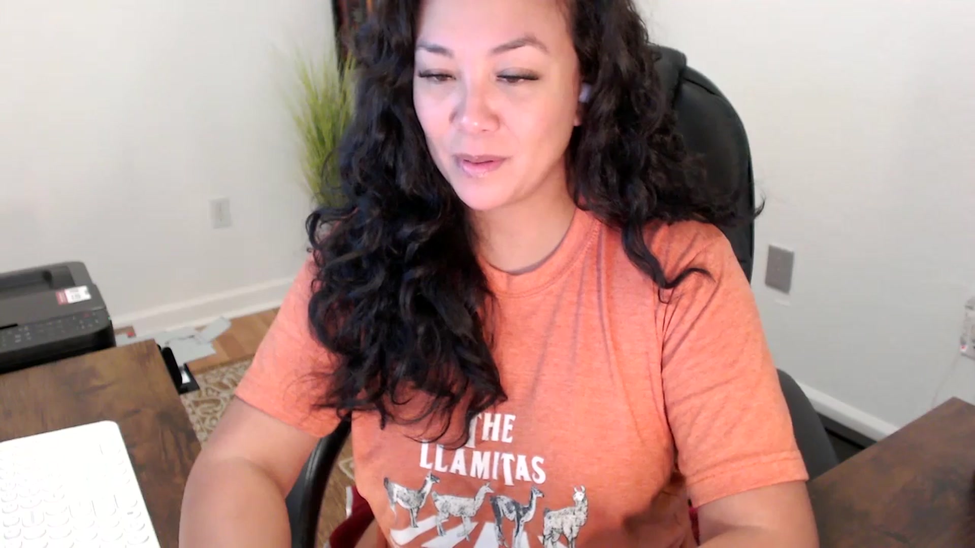 Gallery image thumbnail from MickaylaStar's myfreecams stream on, 10/02/2025, 19:13 image 8 of 20