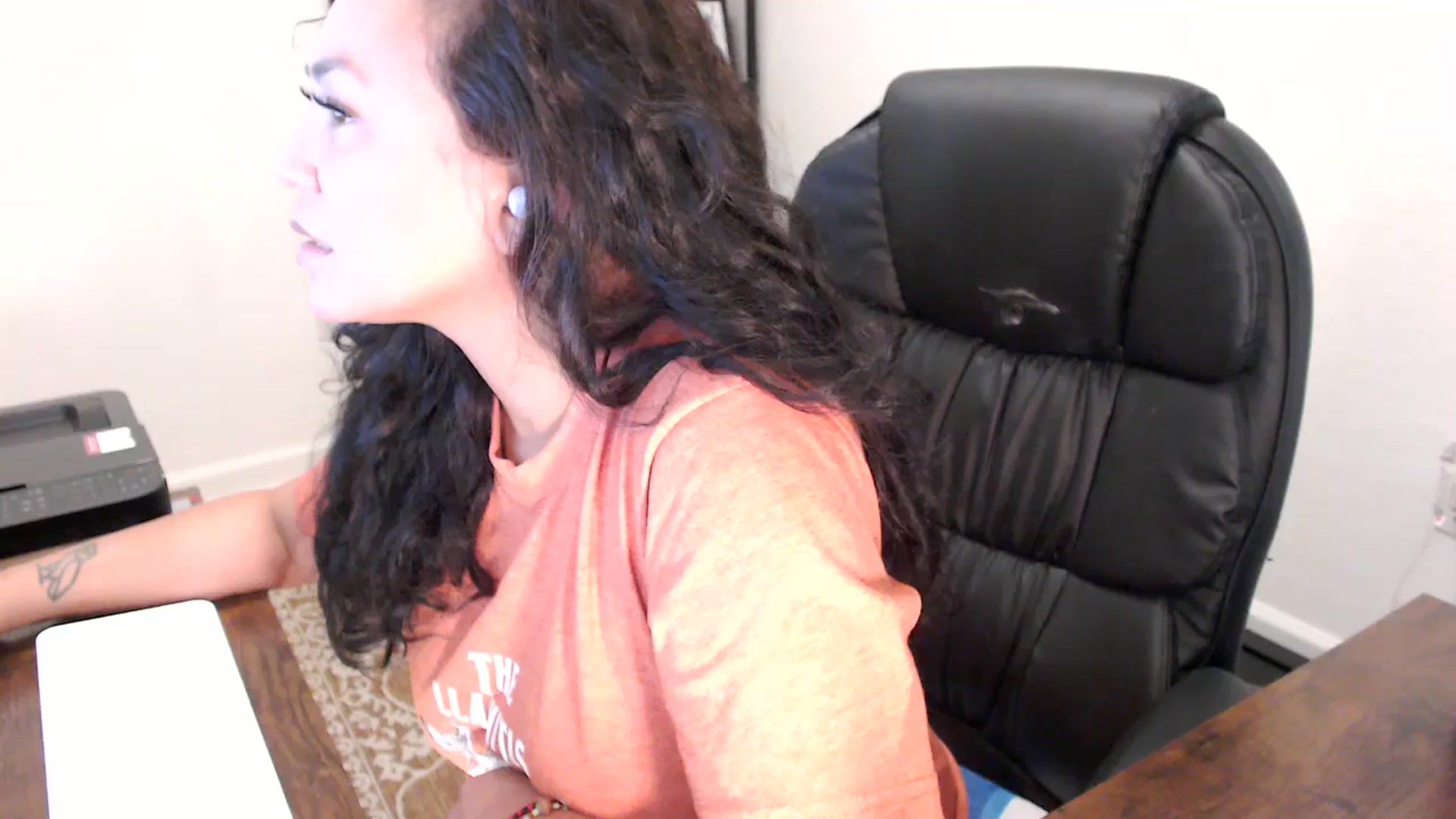 Gallery image thumbnail from MickaylaStar's myfreecams stream on, 10/02/2025, 19:47 image 4 of 20