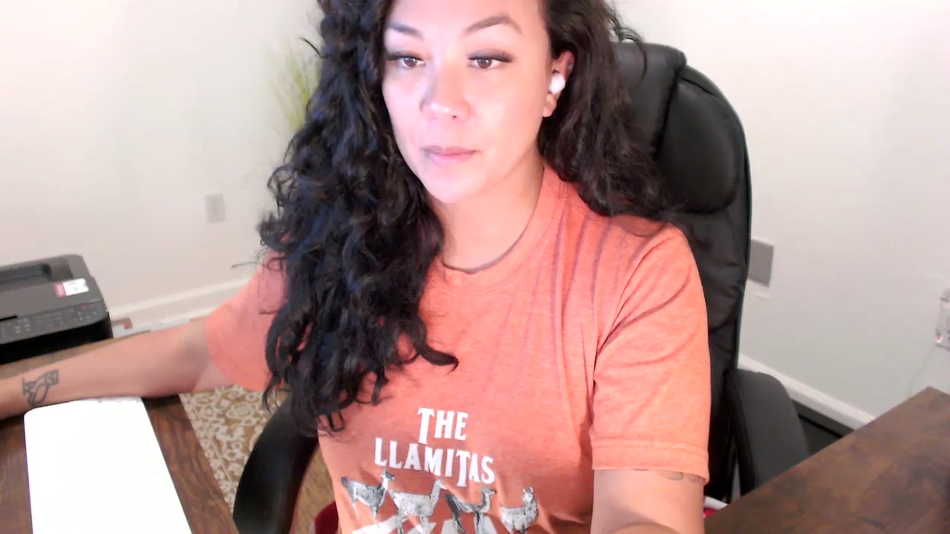 Gallery image thumbnail from MickaylaStar's myfreecams stream on, 10/02/2025, 19:47 image 3 of 20
