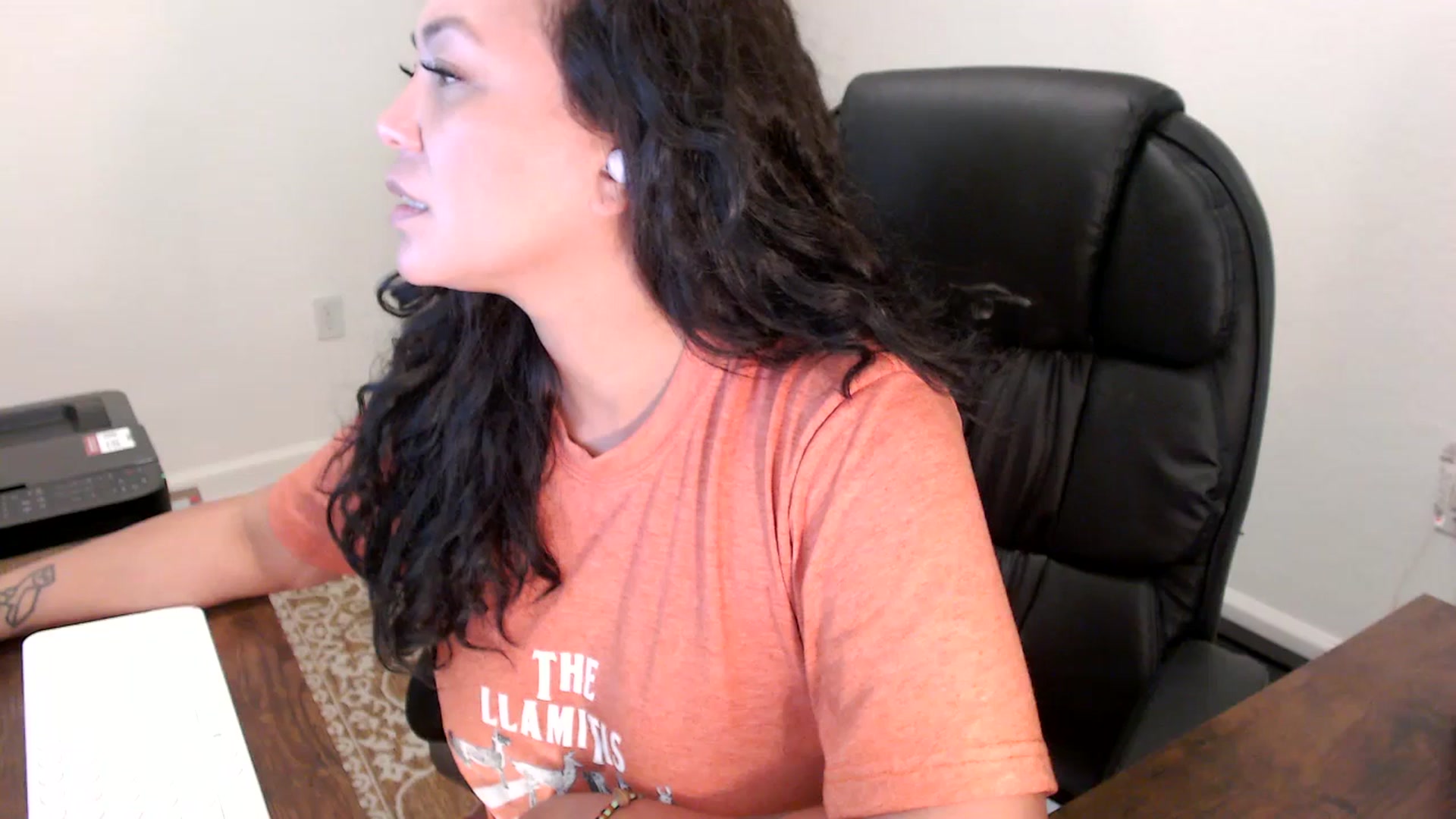Gallery image thumbnail from MickaylaStar's myfreecams stream on, 10/02/2025, 19:47 image 16 of 20