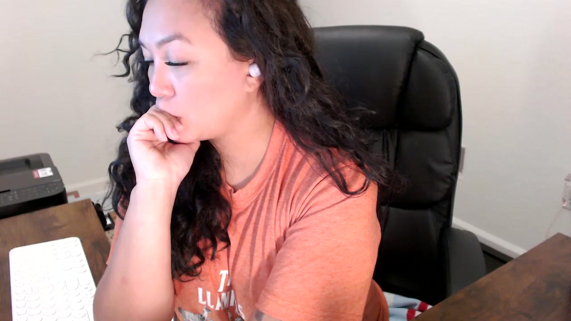 Gallery image thumbnail from MickaylaStar's myfreecams stream on, 10/02/2025, 19:47 image 8 of 20