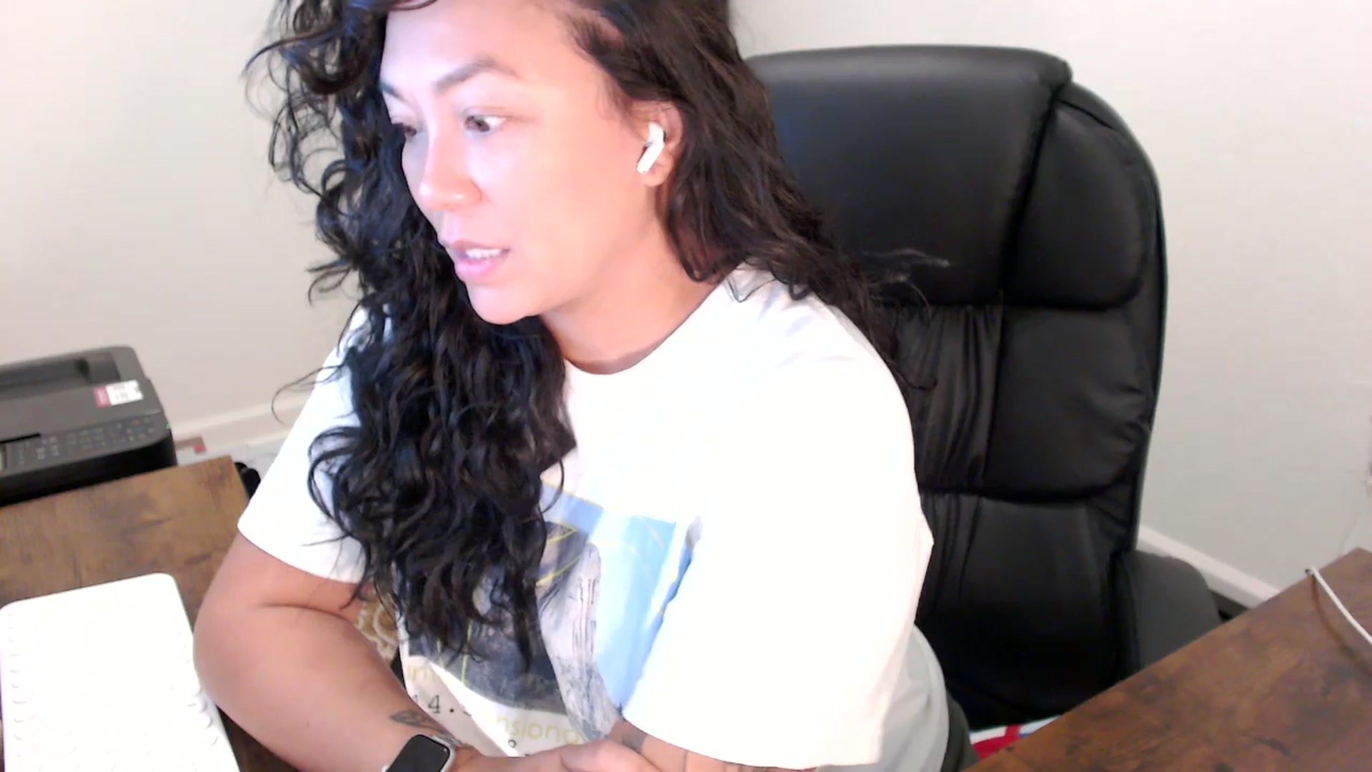 Gallery image thumbnail from MickaylaStar's myfreecams stream on, 10/03/2025, 15:55 image 15 of 20