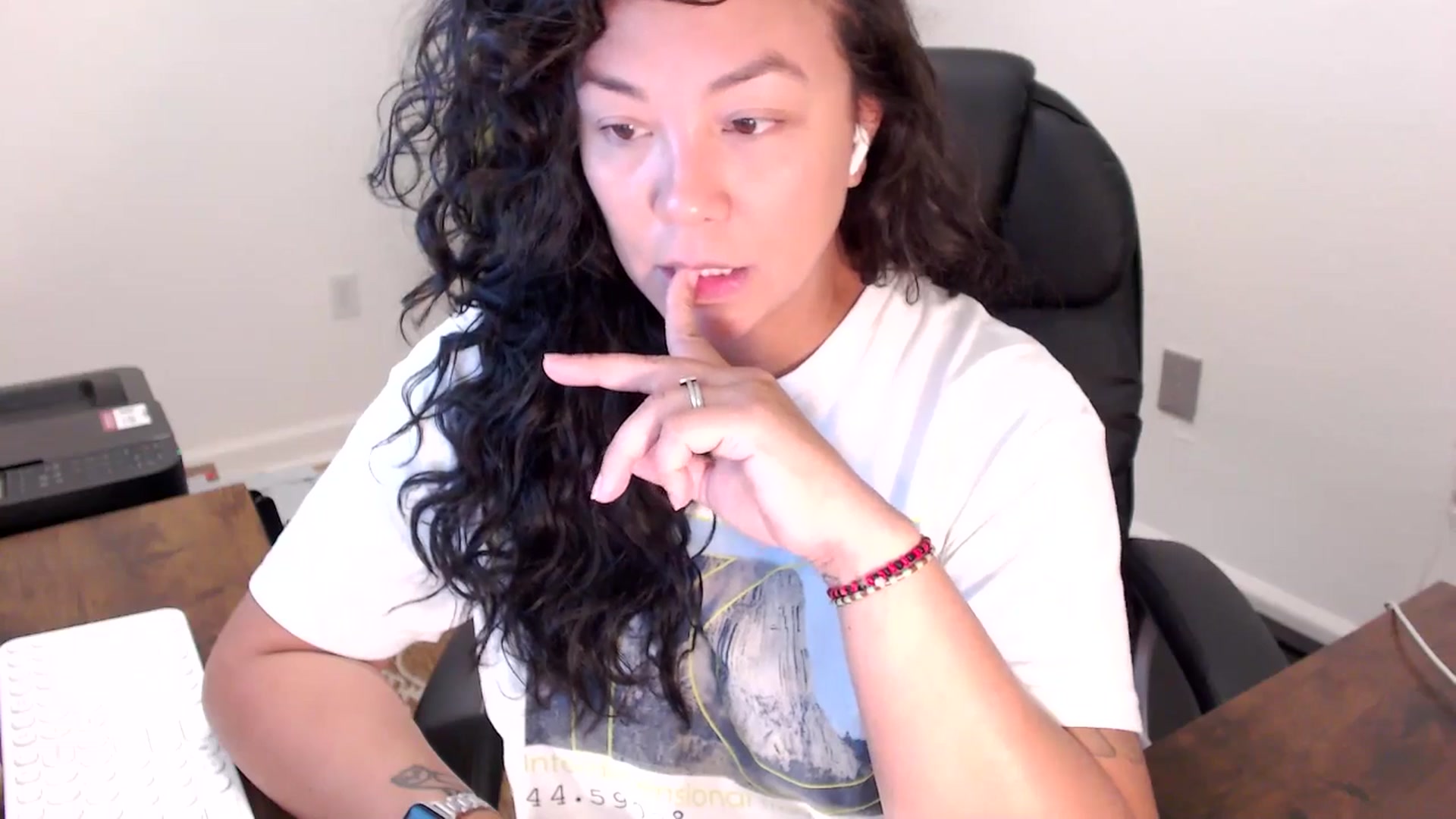 Gallery image thumbnail from MickaylaStar's myfreecams stream on, 10/03/2025, 15:55 image 16 of 20