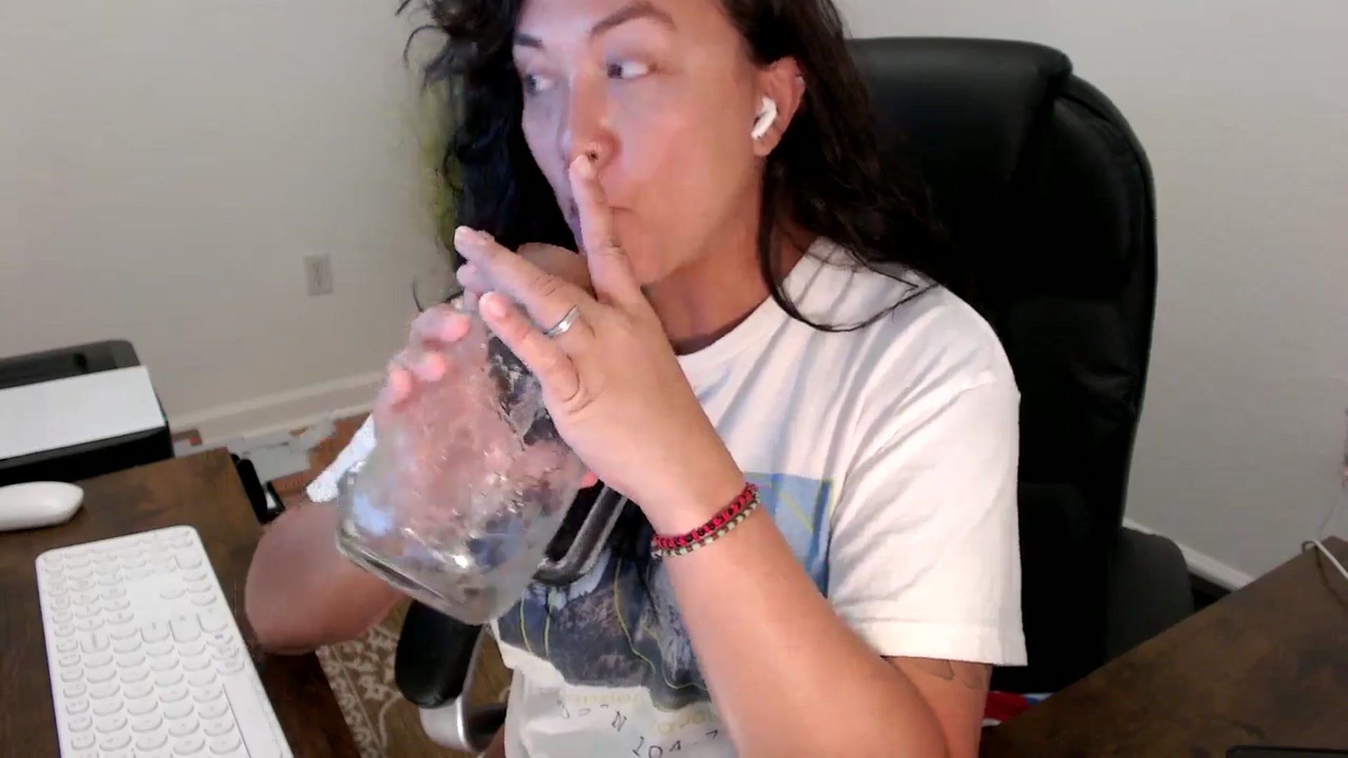 Gallery image thumbnail from MickaylaStar's myfreecams stream on, 10/03/2025, 18:09 image 14 of 20