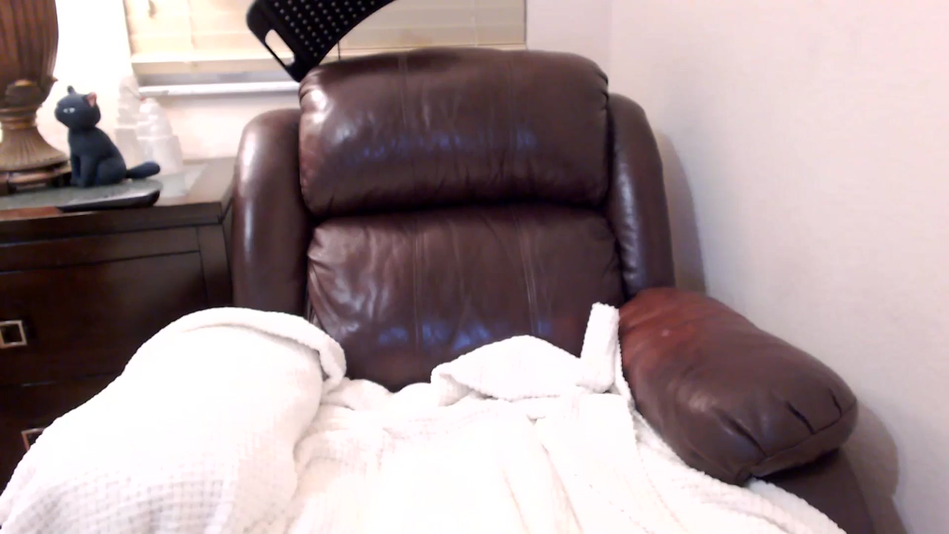 Gallery image thumbnail from MickaylaStar's myfreecams stream on, 10/04/2025, 02:20 image 12 of 20