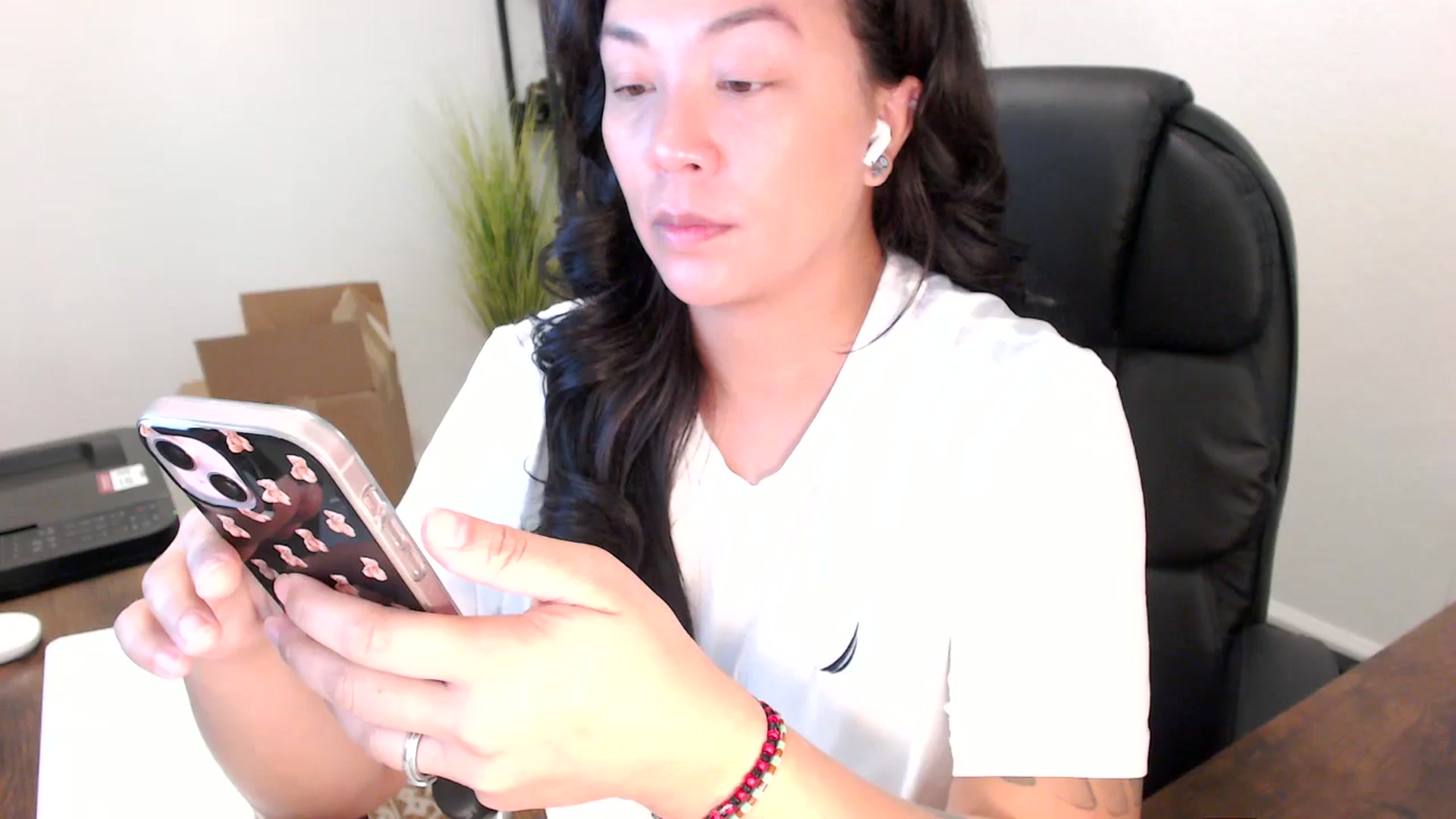 Gallery image thumbnail from MickaylaStar's myfreecams stream on, 10/06/2025, 15:37 image 16 of 20
