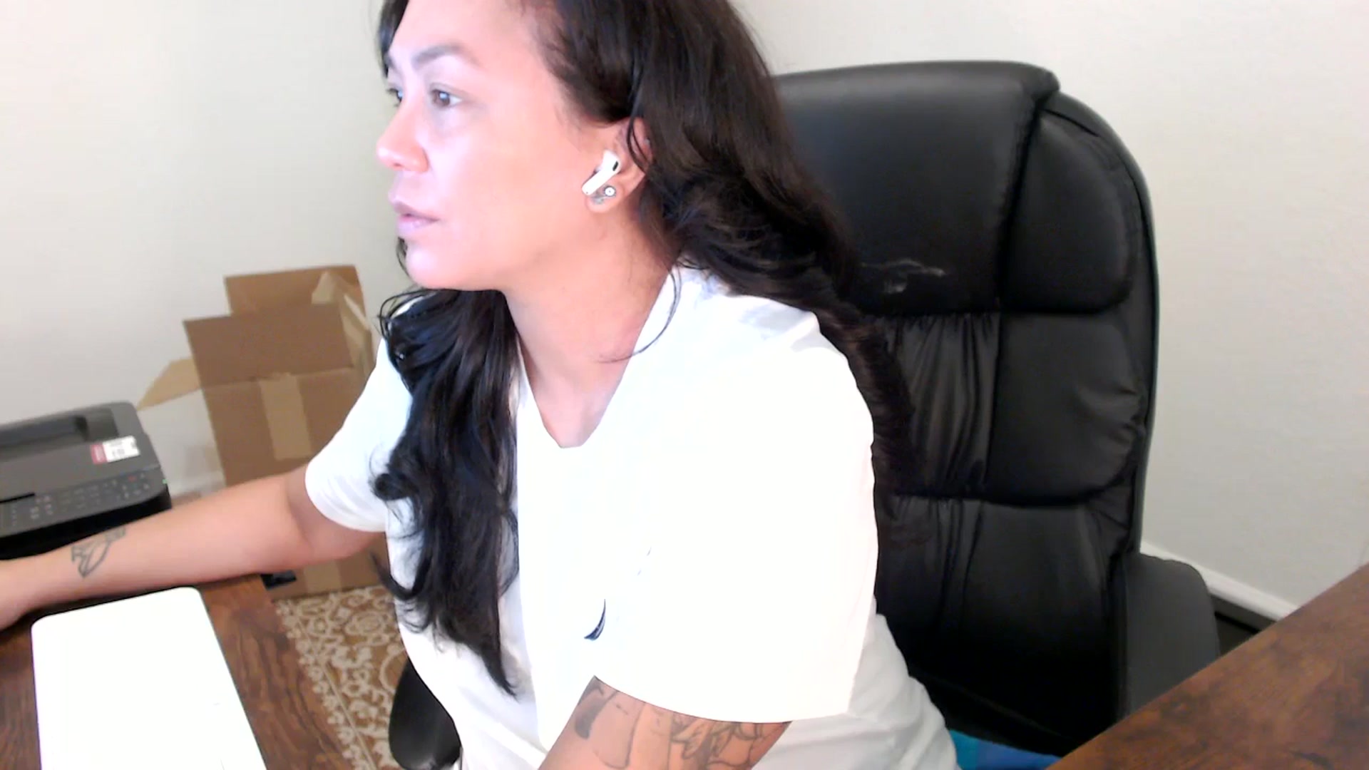 Gallery image thumbnail from MickaylaStar's myfreecams stream on, 10/06/2025, 15:50 image 15 of 20