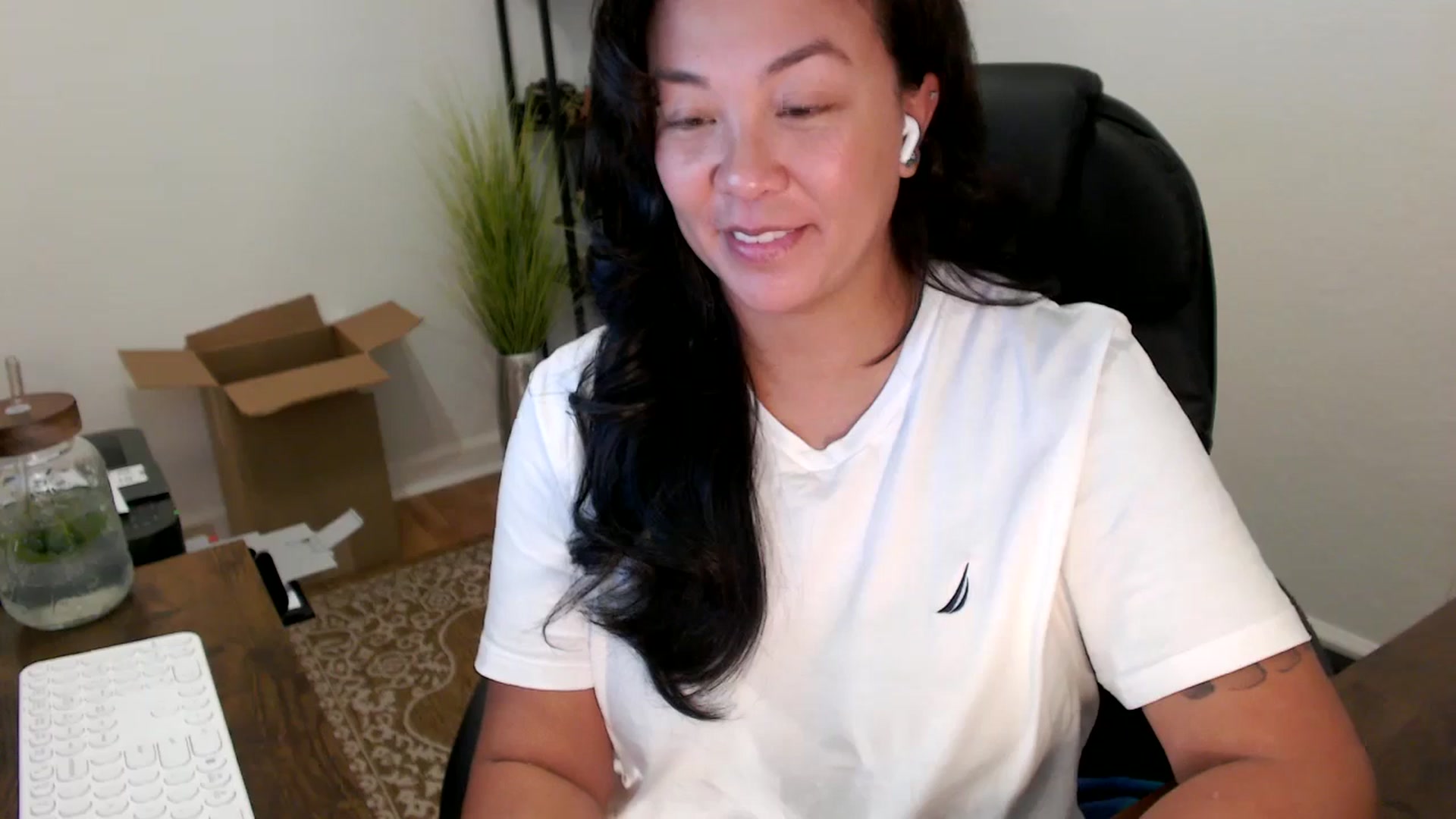 Gallery image thumbnail from MickaylaStar's myfreecams stream on, 10/06/2025, 19:49 image 13 of 20