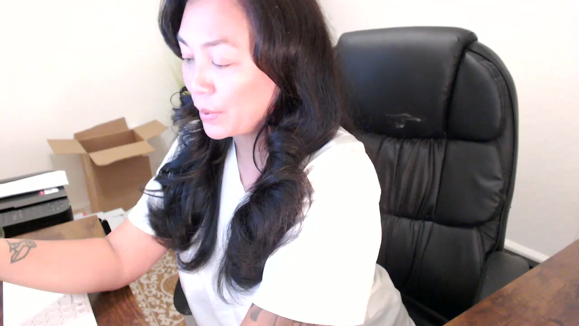 Gallery image thumbnail from MickaylaStar's myfreecams stream on, 10/06/2025, 21:09 image 11 of 20