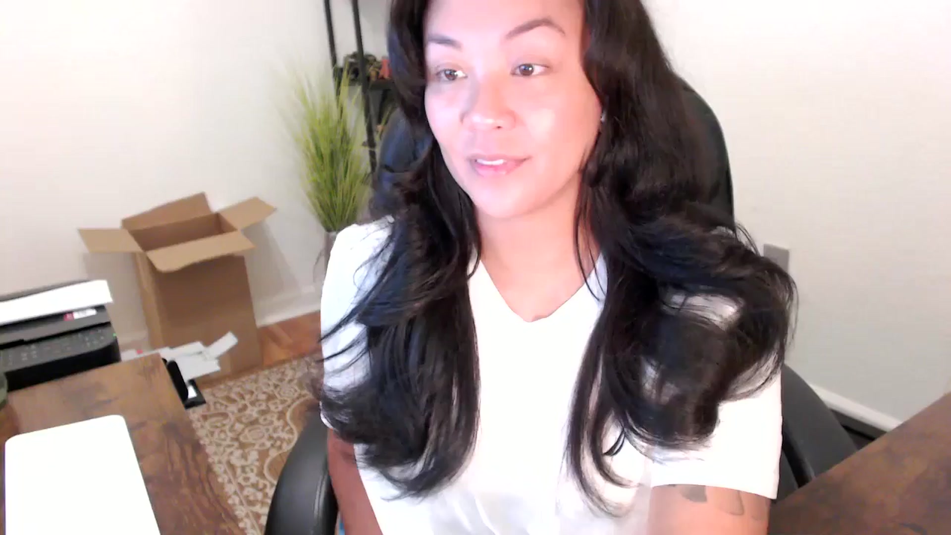 Gallery image thumbnail from MickaylaStar's myfreecams stream on, 10/06/2025, 21:09 image 1 of 20