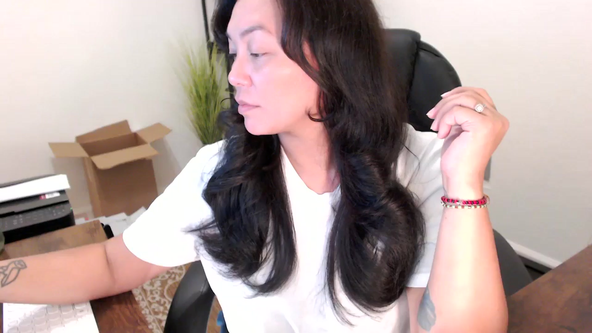 Gallery image thumbnail from MickaylaStar's myfreecams stream on, 10/06/2025, 21:09 image 13 of 20