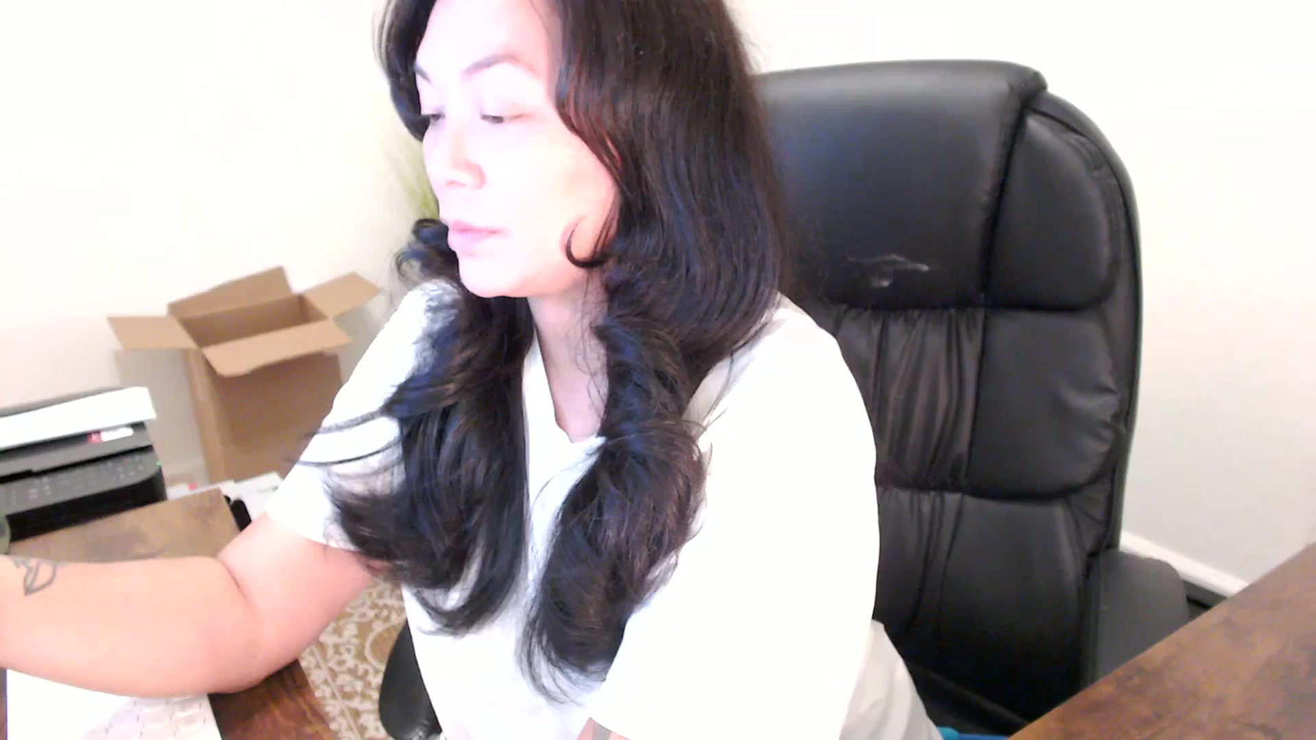 Gallery image thumbnail from MickaylaStar's myfreecams stream on, 10/06/2025, 21:09 image 5 of 20