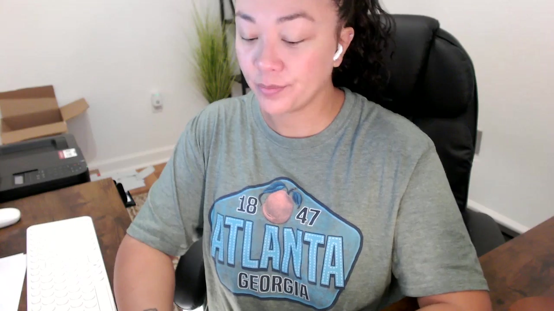 Gallery image thumbnail from MickaylaStar's myfreecams stream on, 10/07/2025, 14:51 image 8 of 20