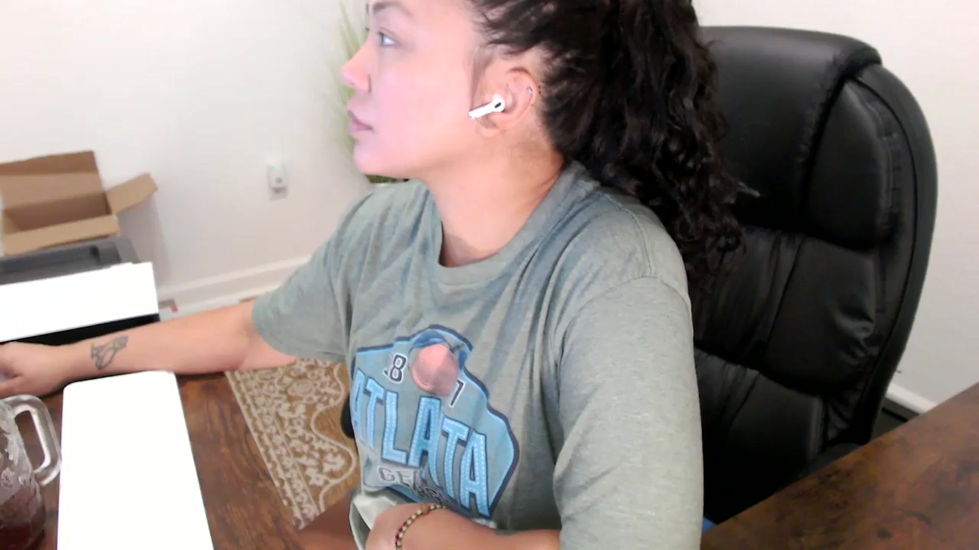 Gallery image thumbnail from MickaylaStar's myfreecams stream on, 10/07/2025, 15:14 image 10 of 20