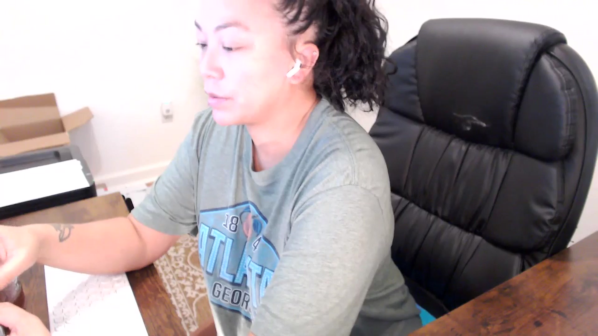 Gallery image thumbnail from MickaylaStar's myfreecams stream on, 10/07/2025, 16:25 image 6 of 20