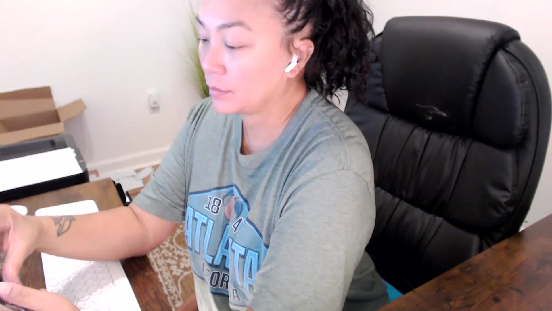 Gallery image thumbnail from MickaylaStar's myfreecams stream on, 10/07/2025, 16:25 image 17 of 20