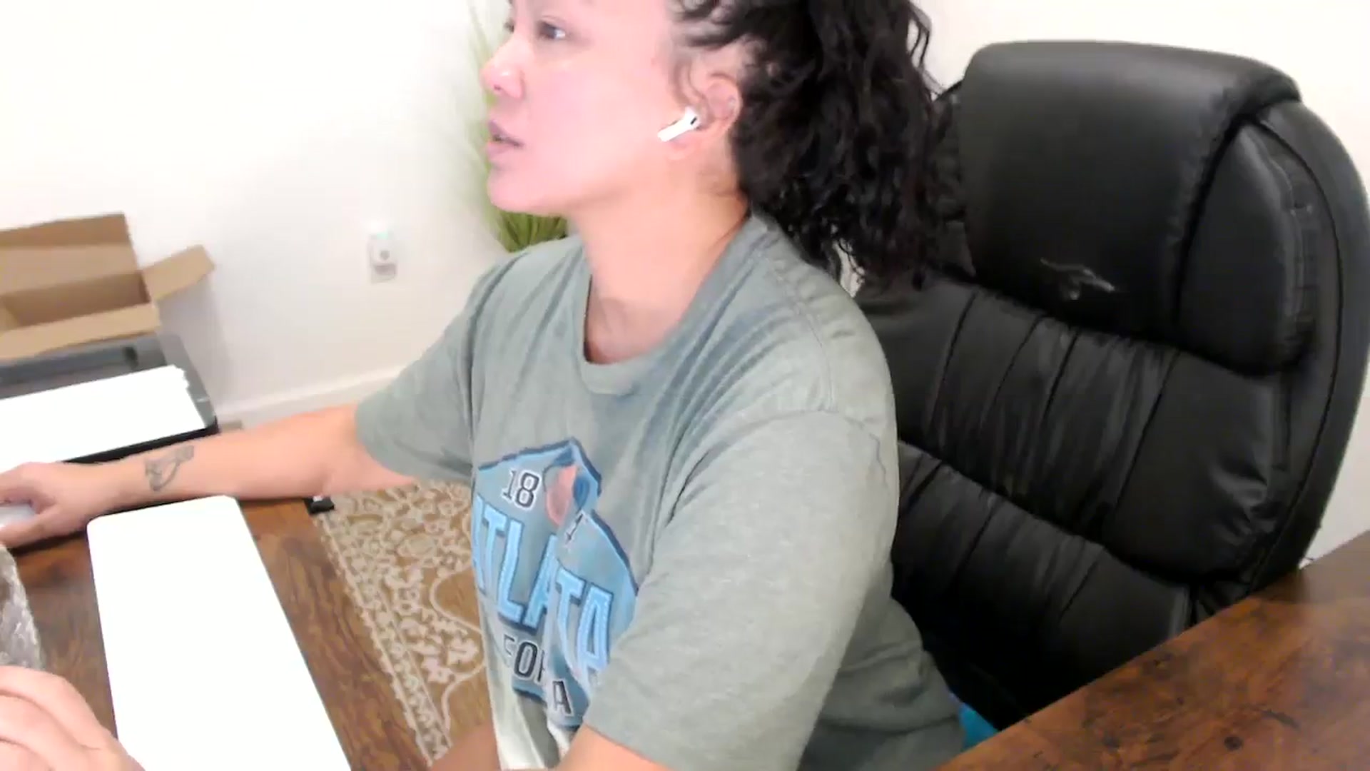 Gallery image thumbnail from MickaylaStar's myfreecams stream on, 10/07/2025, 16:25 image 18 of 20