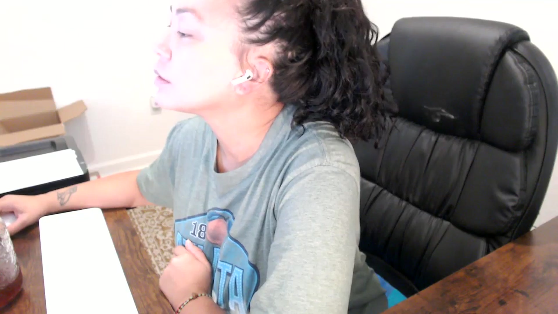 Gallery image thumbnail from MickaylaStar's myfreecams stream on, 10/07/2025, 16:25 image 3 of 20