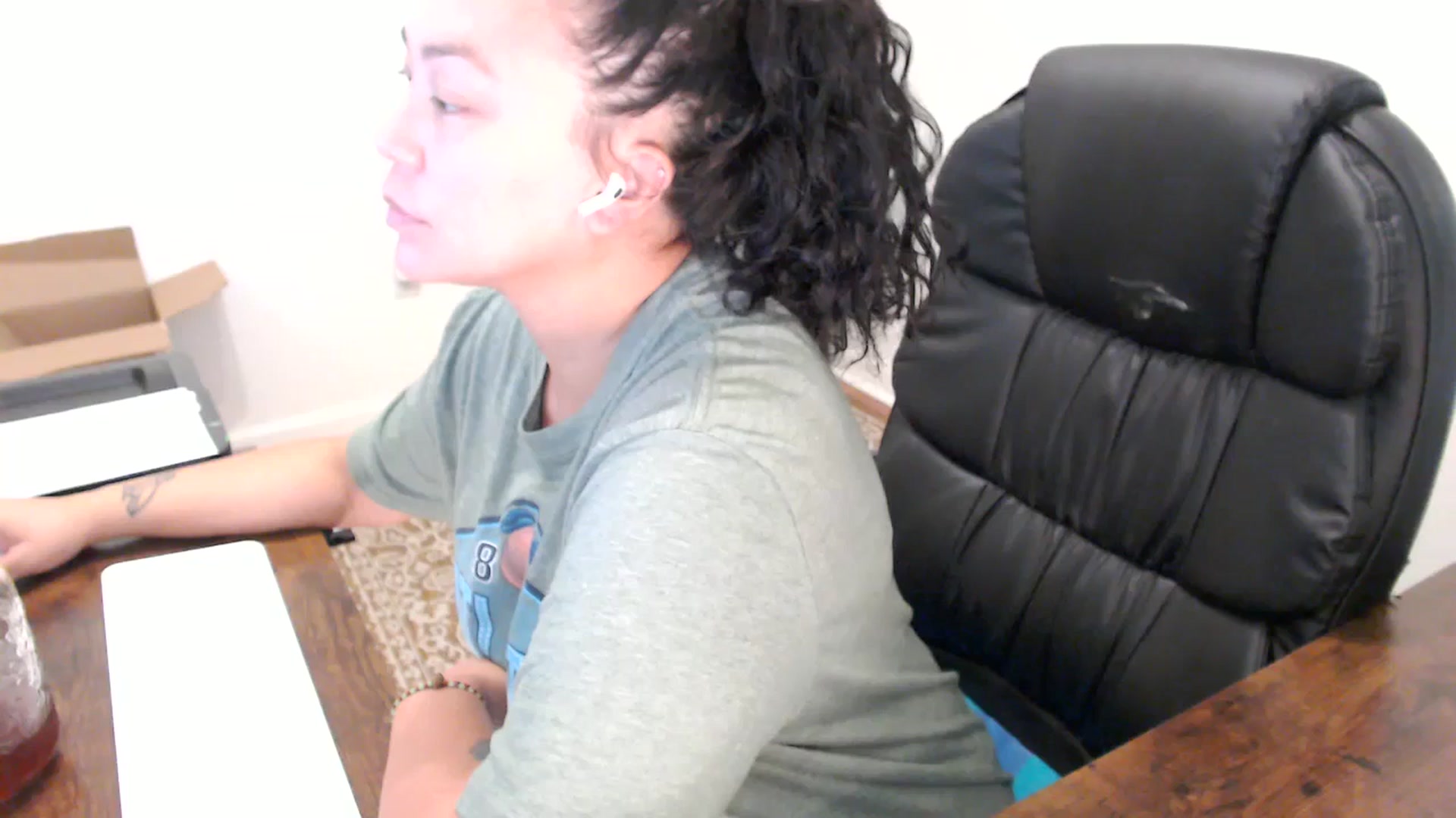 Gallery image thumbnail from MickaylaStar's myfreecams stream on, 10/07/2025, 16:25 image 8 of 20