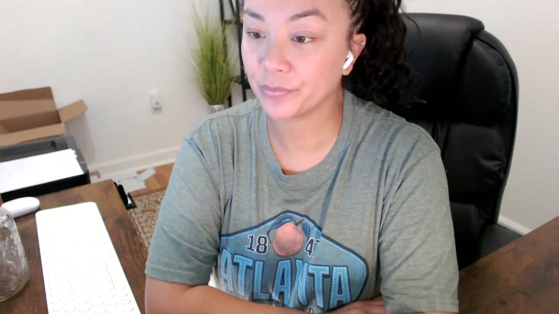 Gallery image thumbnail from MickaylaStar's myfreecams stream on, 10/07/2025, 16:46 image 4 of 20
