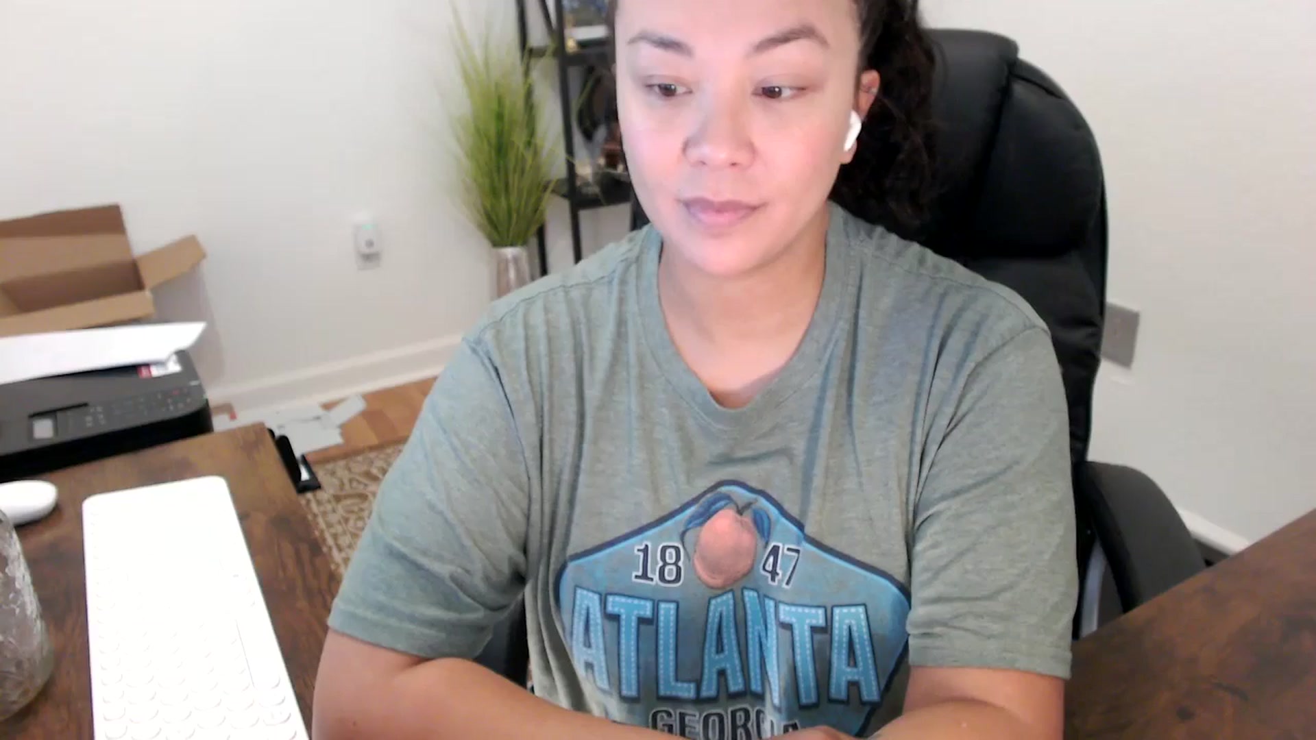 Gallery image thumbnail from MickaylaStar's myfreecams stream on, 10/07/2025, 17:04 image 1 of 20