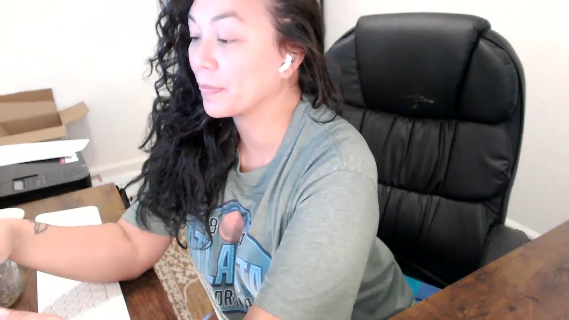Gallery image thumbnail from MickaylaStar's myfreecams stream on, 10/07/2025, 17:04 image 3 of 20