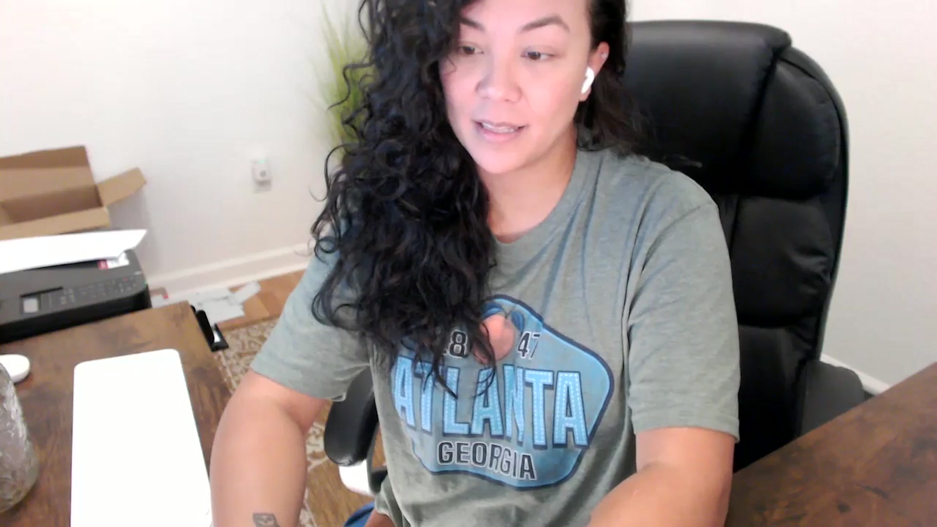Gallery image thumbnail from MickaylaStar's myfreecams stream on, 10/07/2025, 17:04 image 19 of 20