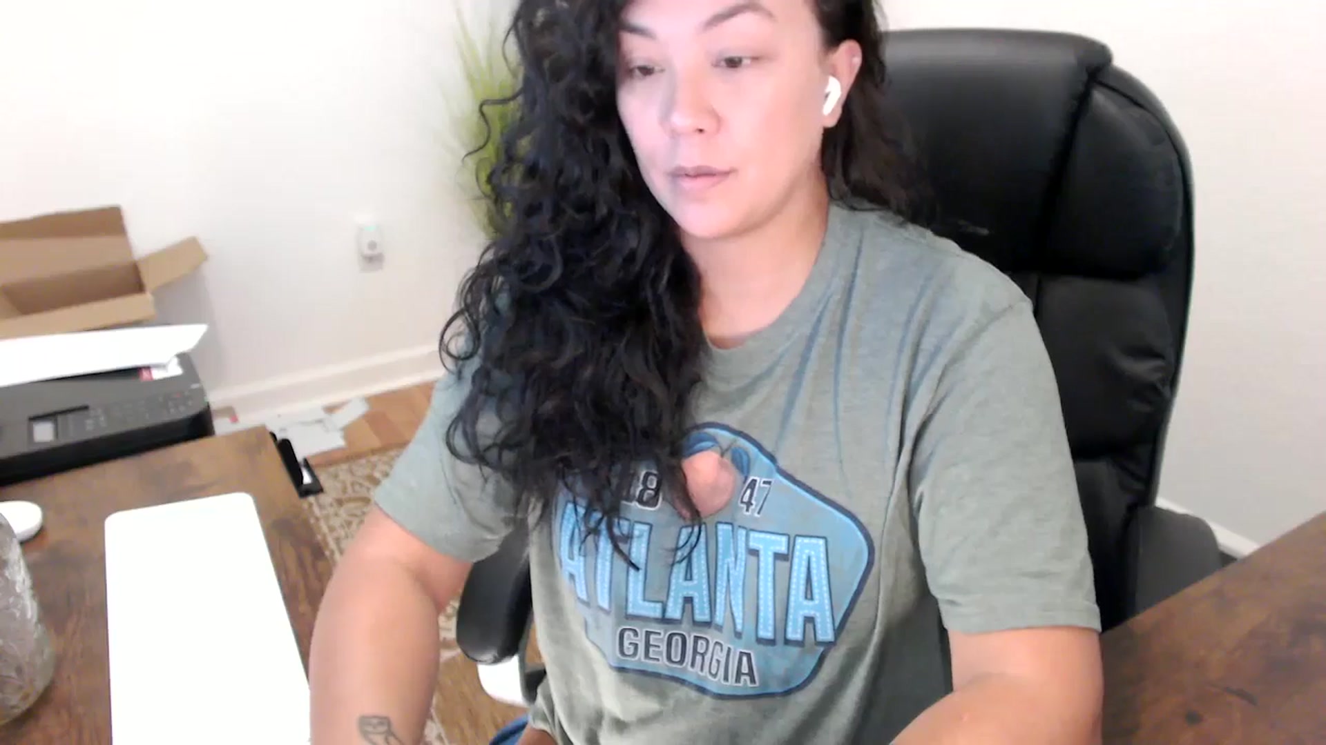 Gallery image thumbnail from MickaylaStar's myfreecams stream on, 10/07/2025, 17:04 image 16 of 20