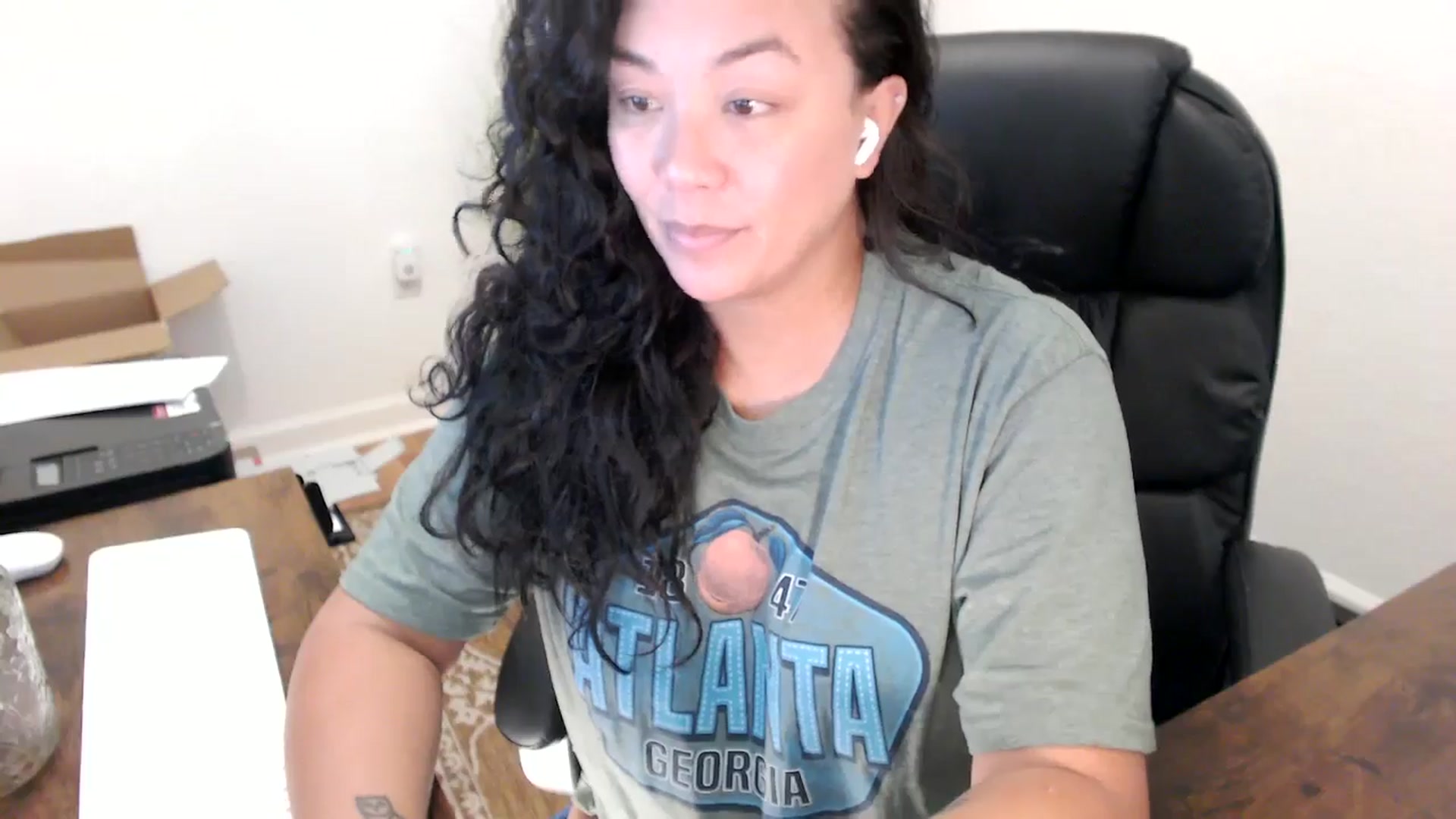 Gallery image thumbnail from MickaylaStar's myfreecams stream on, 10/07/2025, 17:04 image 9 of 20