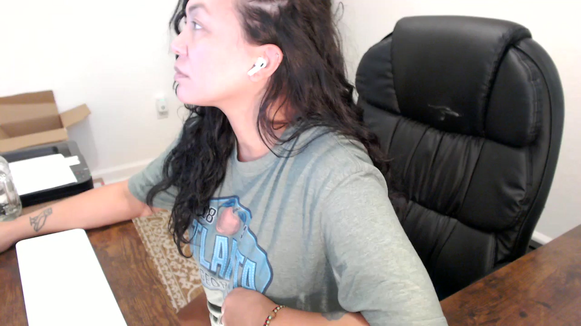 Gallery image thumbnail from MickaylaStar's myfreecams stream on, 10/07/2025, 17:54 image 18 of 20