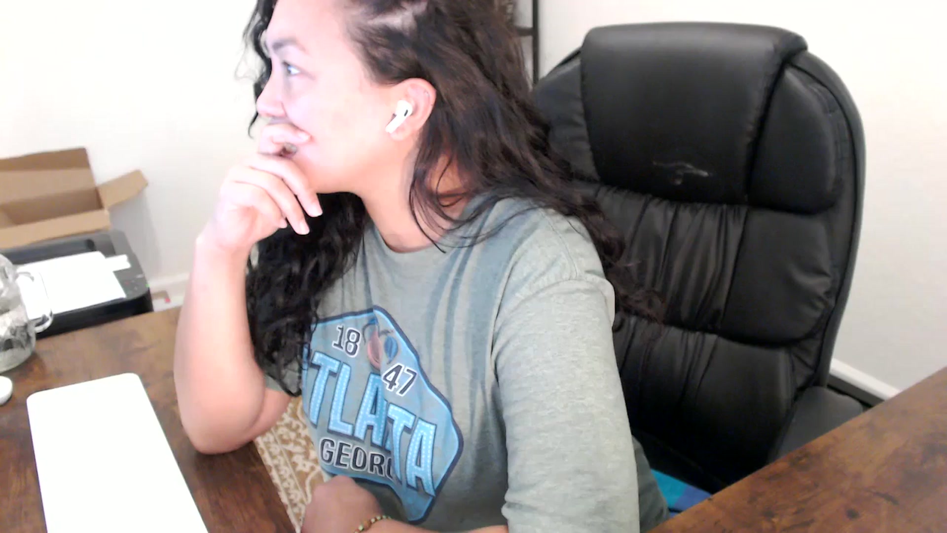 Gallery image thumbnail from MickaylaStar's myfreecams stream on, 10/07/2025, 17:54 image 13 of 20