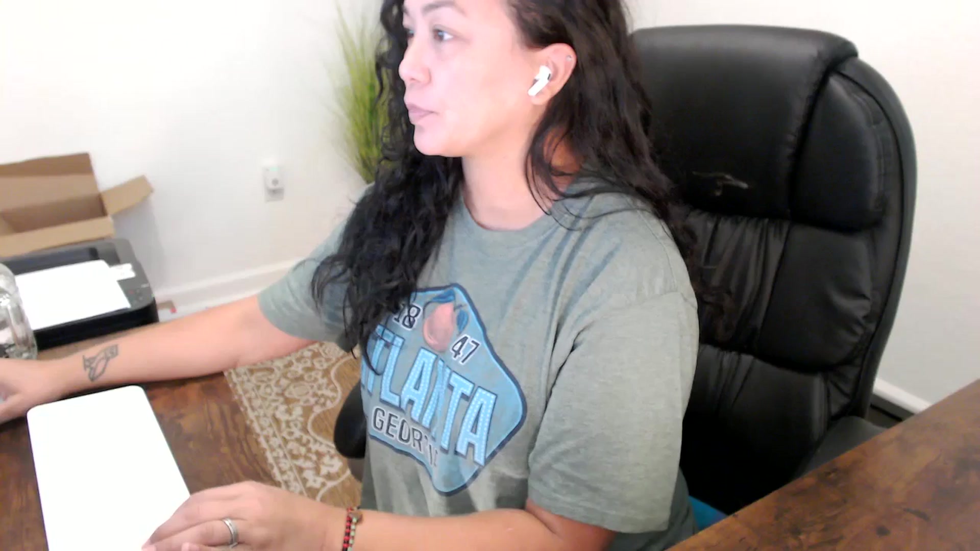 Gallery image thumbnail from MickaylaStar's myfreecams stream on, 10/07/2025, 17:54 image 15 of 20