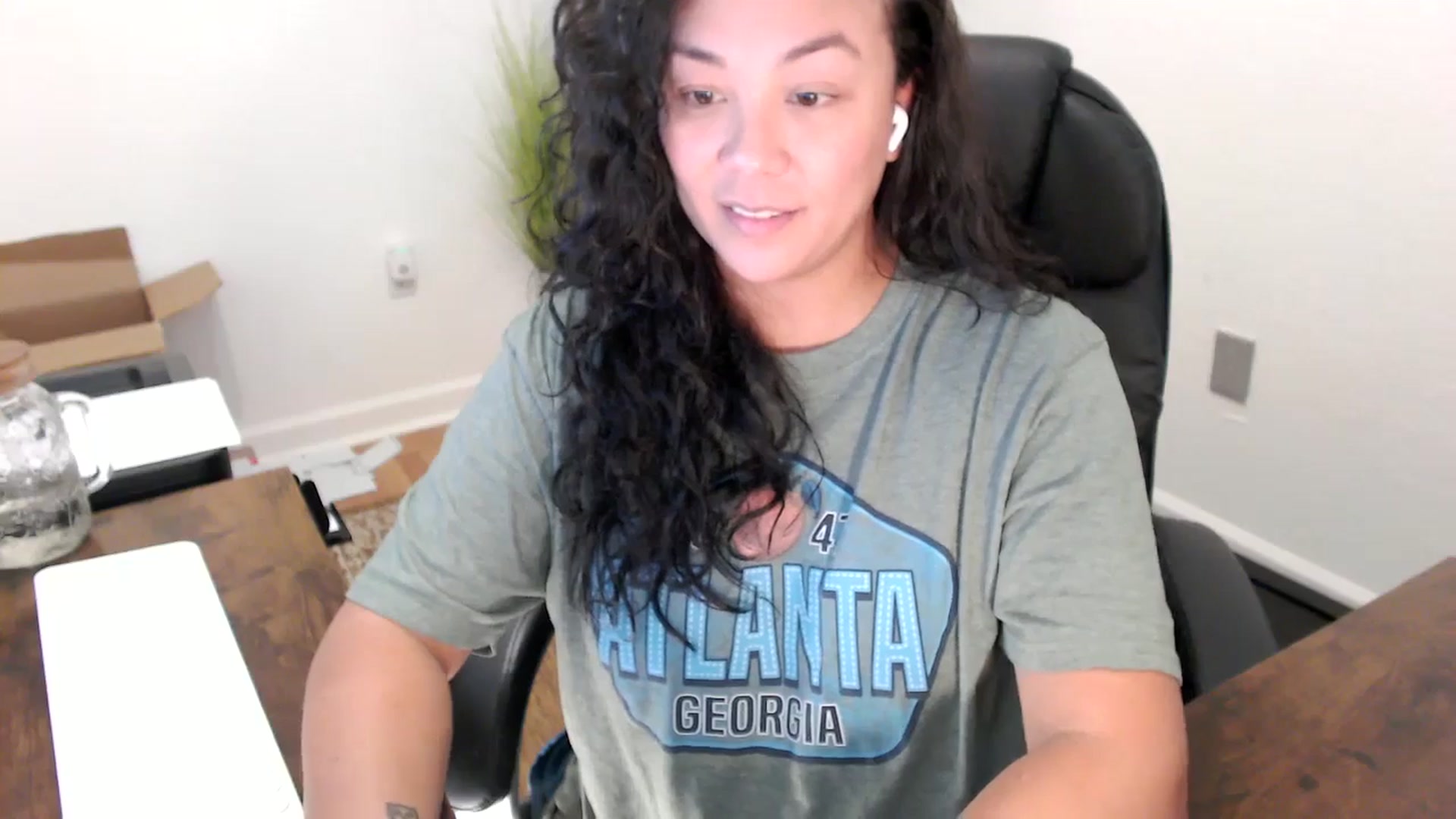 Gallery image thumbnail from MickaylaStar's myfreecams stream on, 10/07/2025, 18:43 image 7 of 20