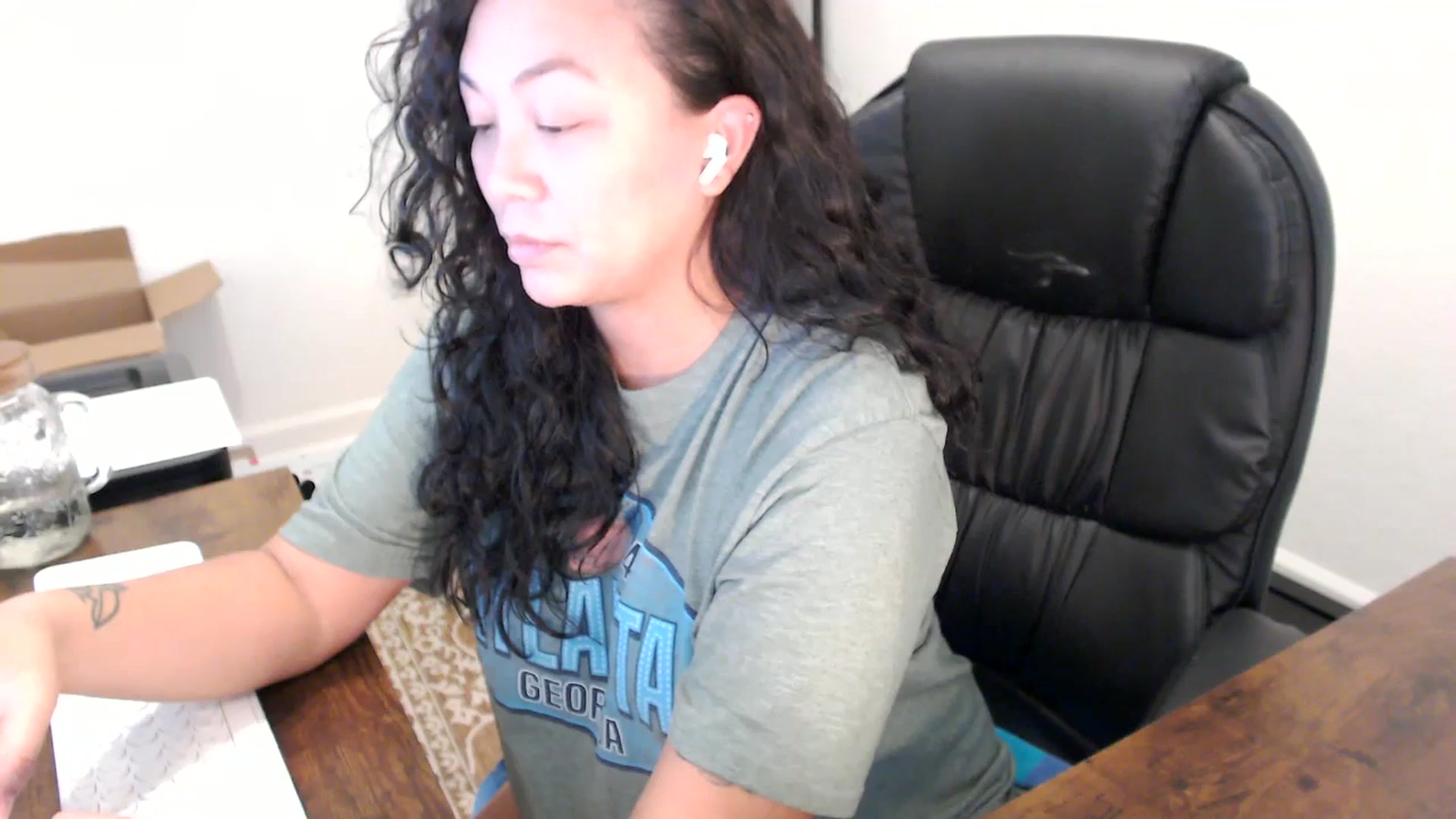 Gallery image thumbnail from MickaylaStar's myfreecams stream on, 10/07/2025, 18:43 image 10 of 20