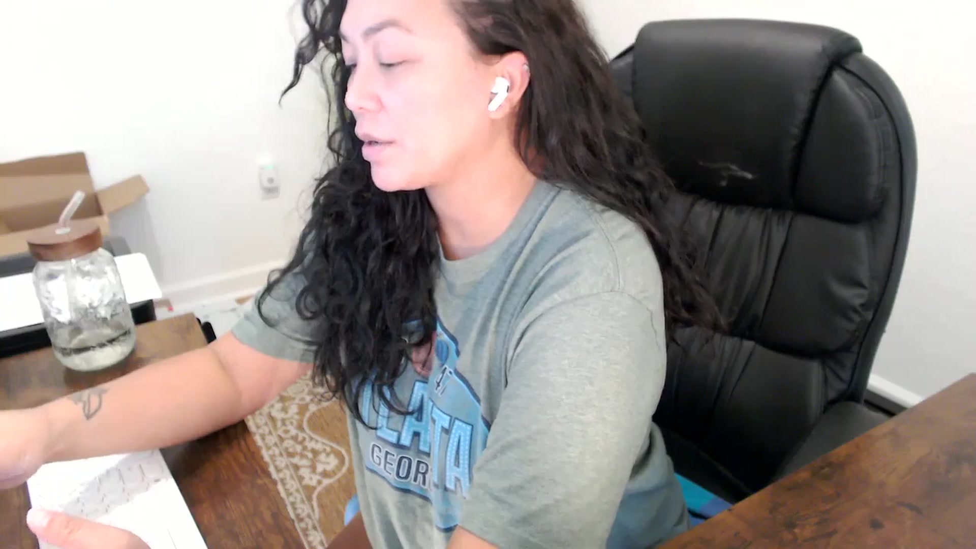 Gallery image thumbnail from MickaylaStar's myfreecams stream on, 10/07/2025, 19:07 image 15 of 20