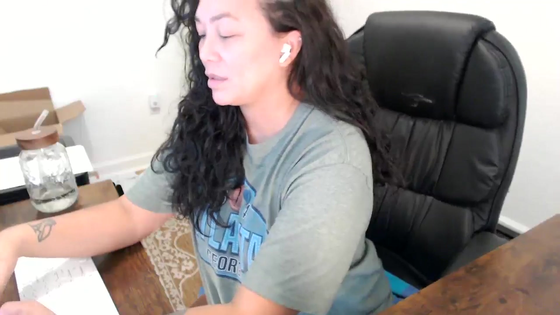 Gallery image thumbnail from MickaylaStar's myfreecams stream on, 10/07/2025, 19:07 image 18 of 20